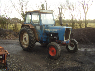 /photos/1154352547ford 4600 1976 2.jpg.jpg